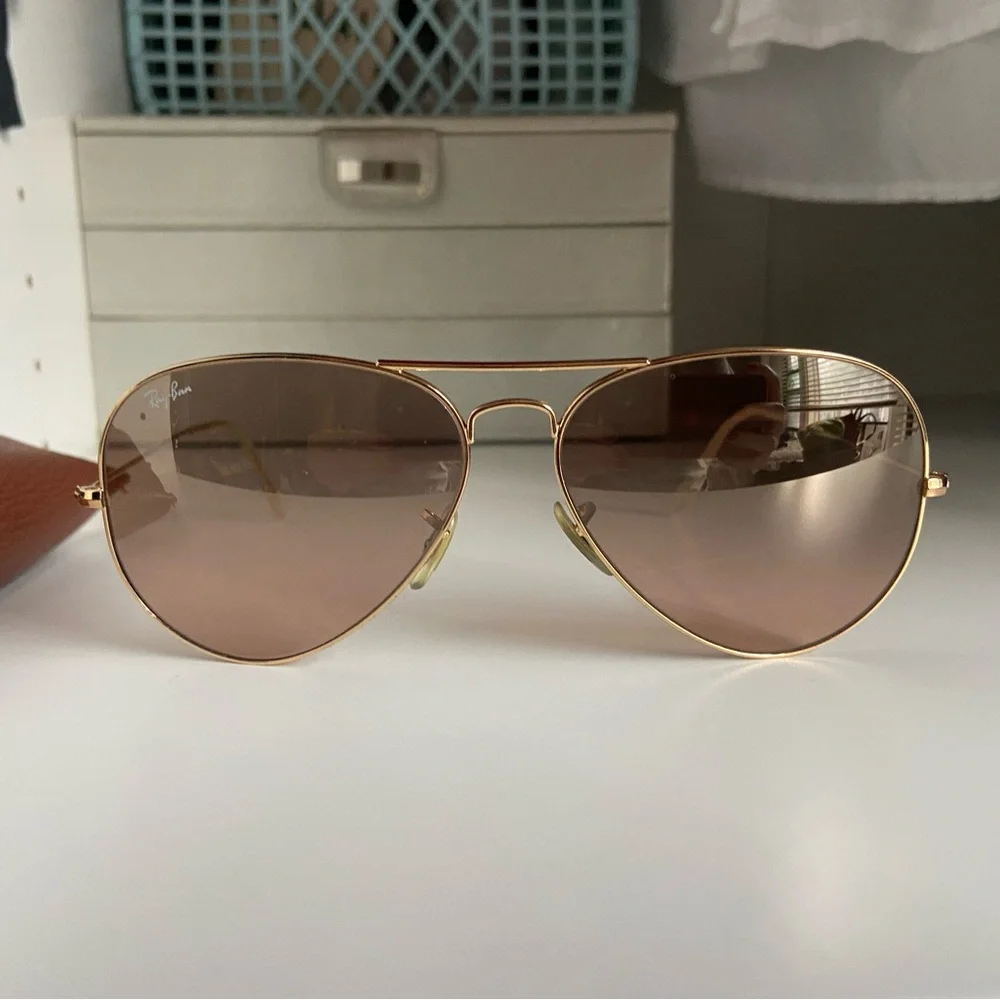 Ray-Ban sunglasses - Picture 2 of 6